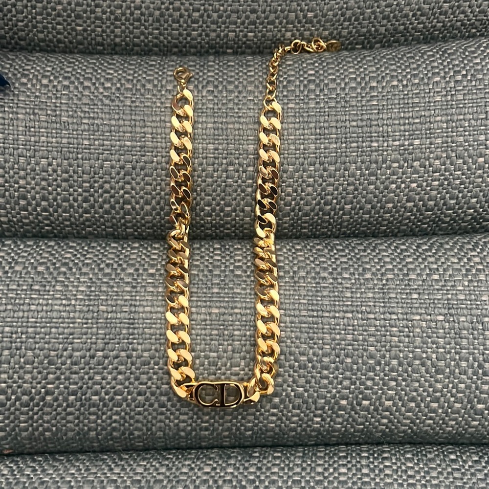 CD chain necklace